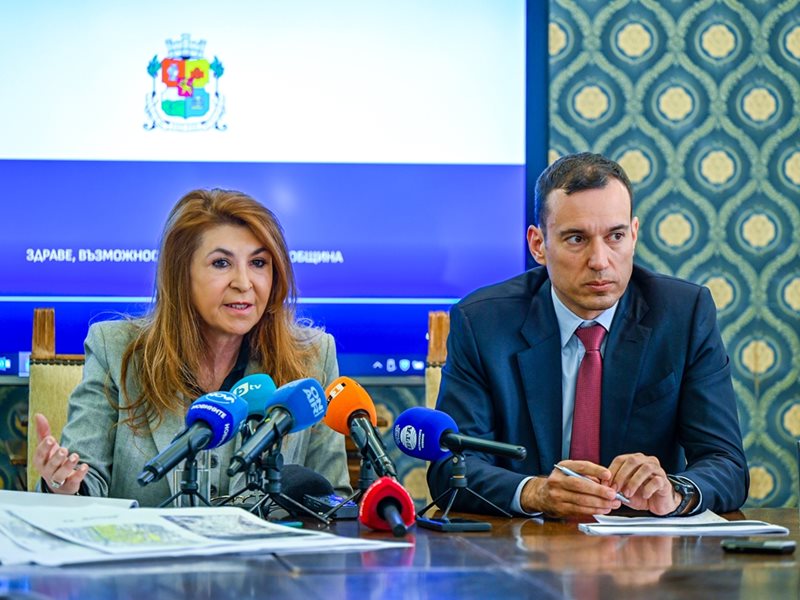 Защо Терзиев поиска оставката на главния архитект Панайотова - тя отказа да отстъпи власт и да свие екипа си (Обзор)